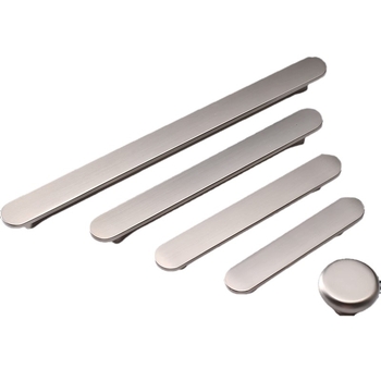 Gardrób ajtó hosszú kilincs, Light Luxury stílus, cinkötvözet anyag, die casting, modell 8074