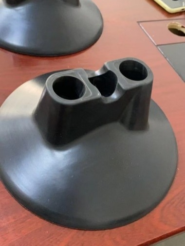 Stâlp de antrenament fotbal cu bază din cauciuc, bază cu trei găuri, Tengbo, 2,2 kg