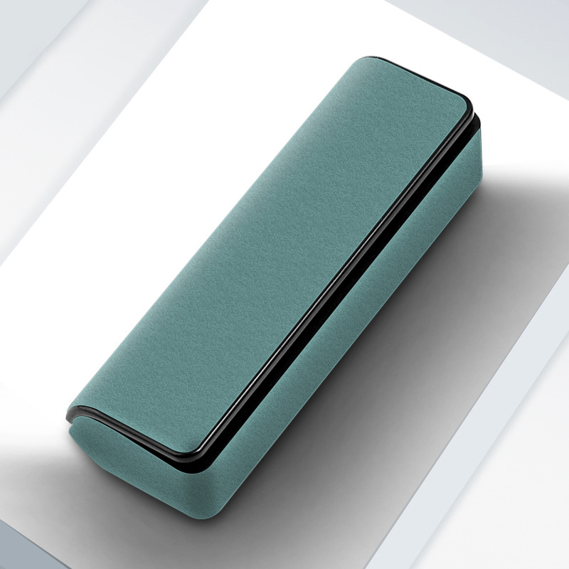 Gépkocsi belső dekoráció – velúr rendszámtábla, rejtett típus; anyag: Egyéb; logónyomtatás: OK; Ajándéknak ideális