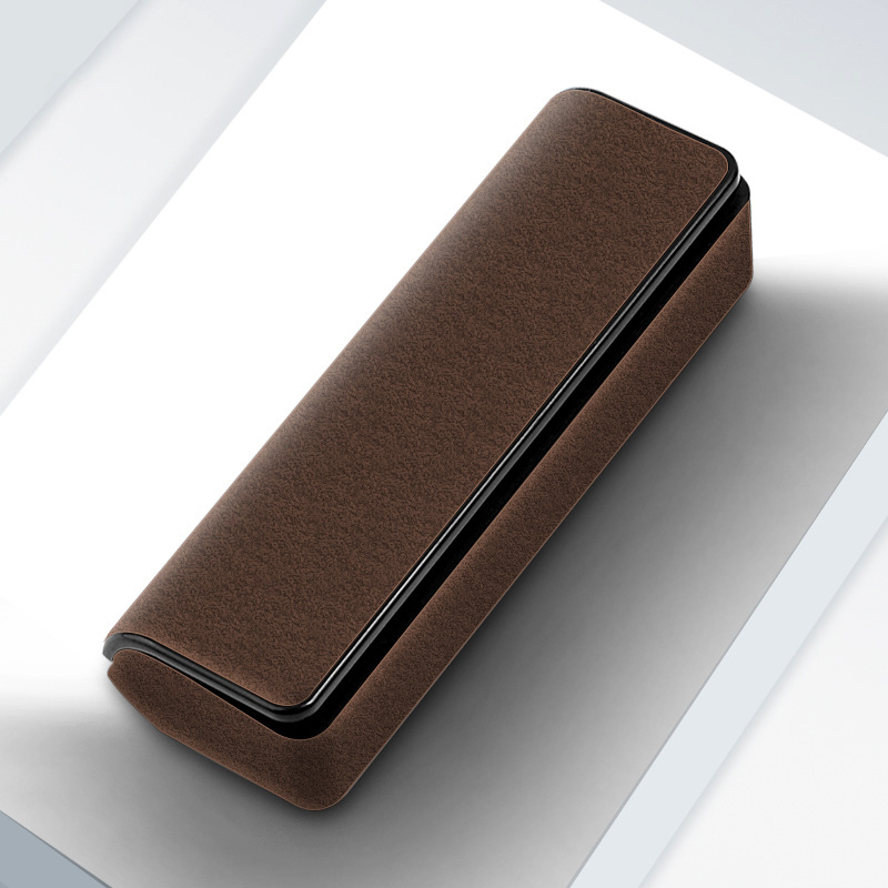 Gépkocsi belső dekoráció – velúr rendszámtábla, rejtett típus; anyag: Egyéb; logónyomtatás: OK; Ajándéknak ideális