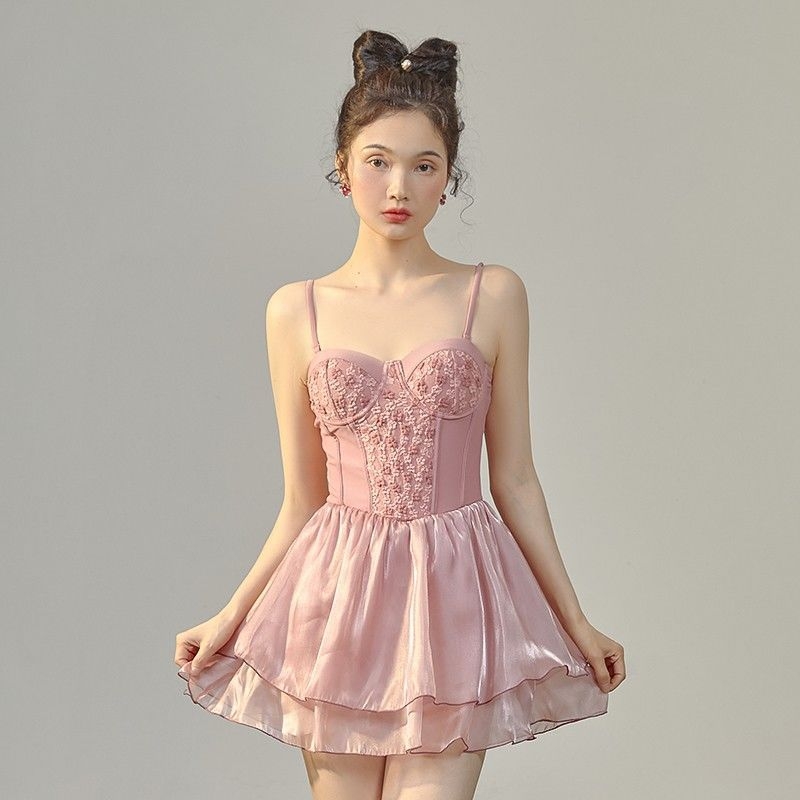 Женски цял бански с подплънки за бюст, висока еластичност Milk Silk плат, консервативна кройка, без ръкави