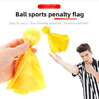 Kaznena zastavica i plave vrećice arbitra za trening nogometa i drugih loptaških sportova