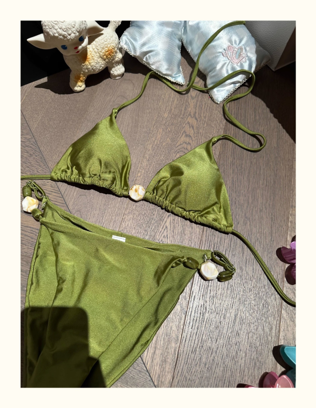 Bikini set s pletenom dugom haljinom za plažu, tri komada, bez rukava, otvorena leđa, brzo suši, s jastučićima za prsima