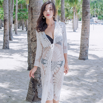 Csipke-chiffon kardigán V-nyakú, 3/4 ujjú, hímzett részletekkel, lazább szabás, nőknek