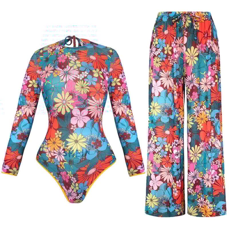 Női egyrészes fürdőruha hosszú ujjú, mellbetétekkel, mintával, rugalmas anyaggal (magas spandex-tartalom)