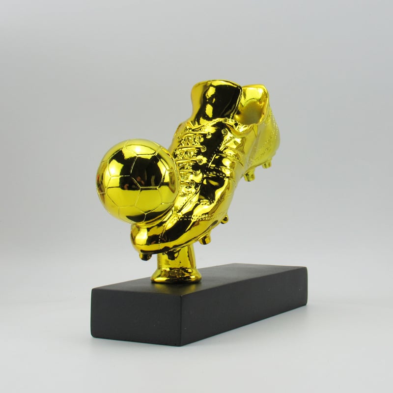 Τρόπαιο Χρυσού Παπουτσιού Ποδοσφαίρου – Διακοσμητικό από Ρητίνη με Προσαρμοσμένο Λογότυπο
