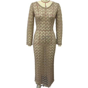 Rochie de plajă pentru acoperire bikini – tricotată, model decupat în spate, bretele, mâneci lungi, rochie lungă; material: amestec de bumbac, căptușeală 100% poliester; greutate 200 g; marcă Xanyee/Cicada