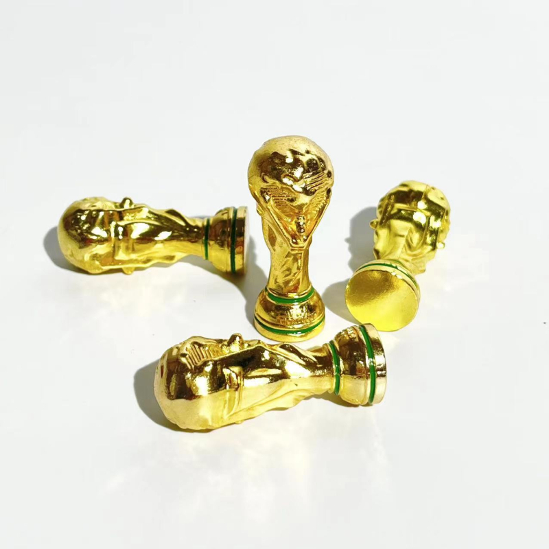 Ornament Cupa Hercule – Trofeu fotbal din metal, imprimare logo, personalizare disponibilă, suvenir pentru fani