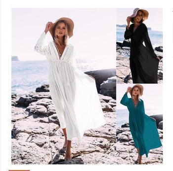 Strandruha szett: csipkés bikinifelső és hosszú nyaraló ruha, anyag: rayon; összetétel: 100% pamut; stílus: páros strandöltözet