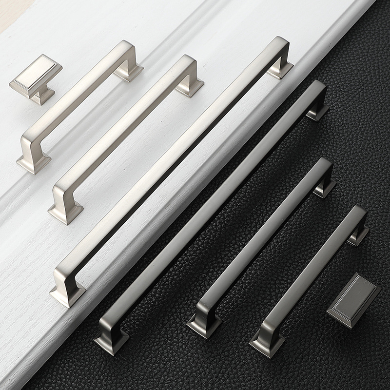 Szekrényajtó fogantyú (modern minimalista stílus, cinkötvözet, elektroplatírozás, modell PZ6604, ajtókhoz és fiókokhoz)