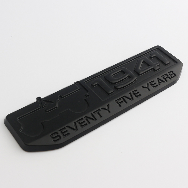 1941 logo emblema za Jeep Wrangler i Compass — 75. obljetnica karoserijskog pečata