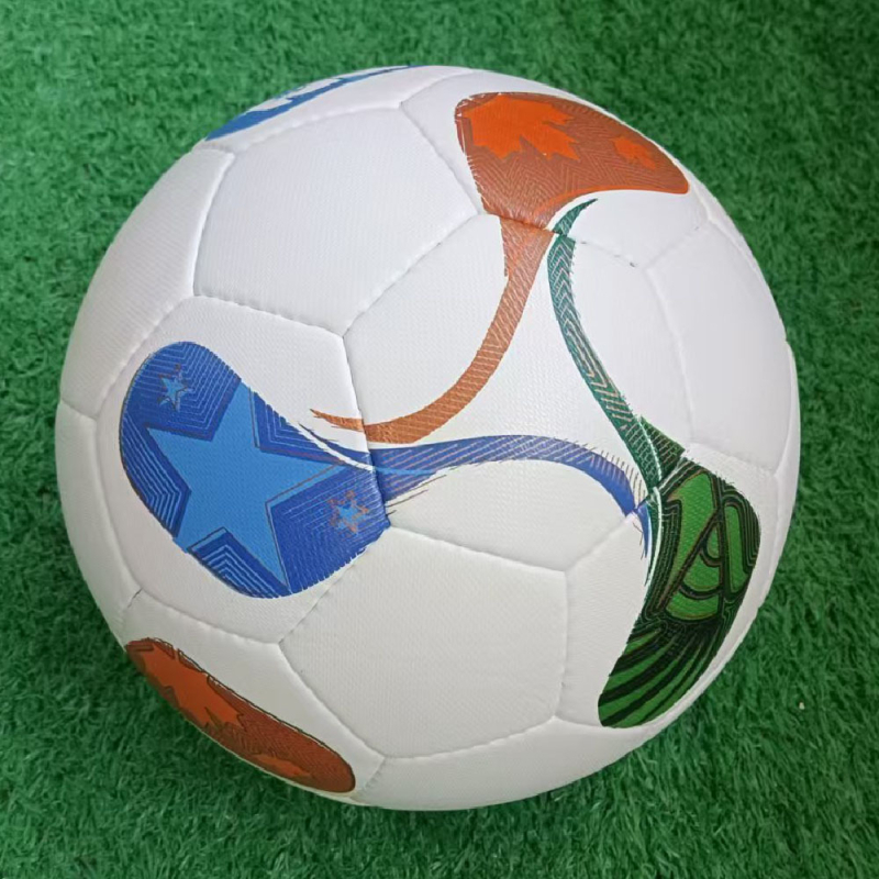 Ručna šivana futbalska lopta od PU, 410–440 g, gumena unutarnja komora, mogućnost ispisa logotipa
