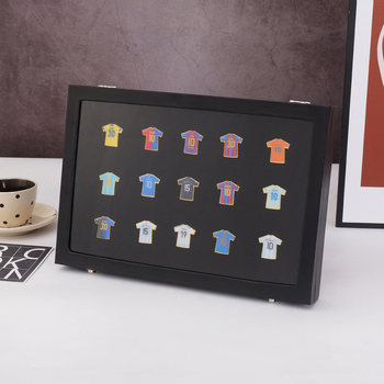 Insignă-broșă metalică pentru tricoul de fotbal, cu temă a jucătorilor celebri (Material: aliaj; Sport aplicabil: fotbal; Categoria produsului: accesorii pentru fani)