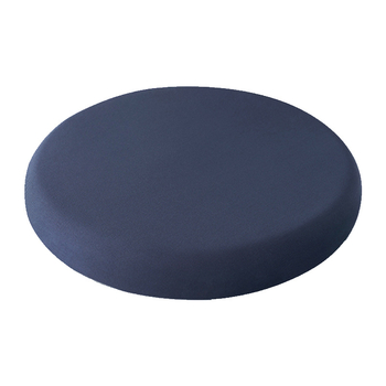 Kör alakú memóriahabos párna tej-selyem huzattal, varrásos, könnyed luxus stílus; egész éves használatra; ideális irodába, tatamira, kanapéra, autóba és étkezőszékekhez