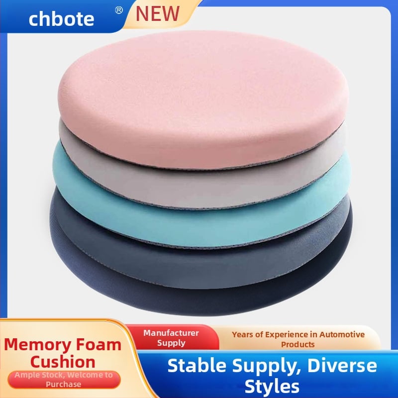 Kör alakú memóriahabos párna tej-selyem huzattal, varrásos, könnyed luxus stílus; egész éves használatra; ideális irodába, tatamira, kanapéra, autóba és étkezőszékekhez