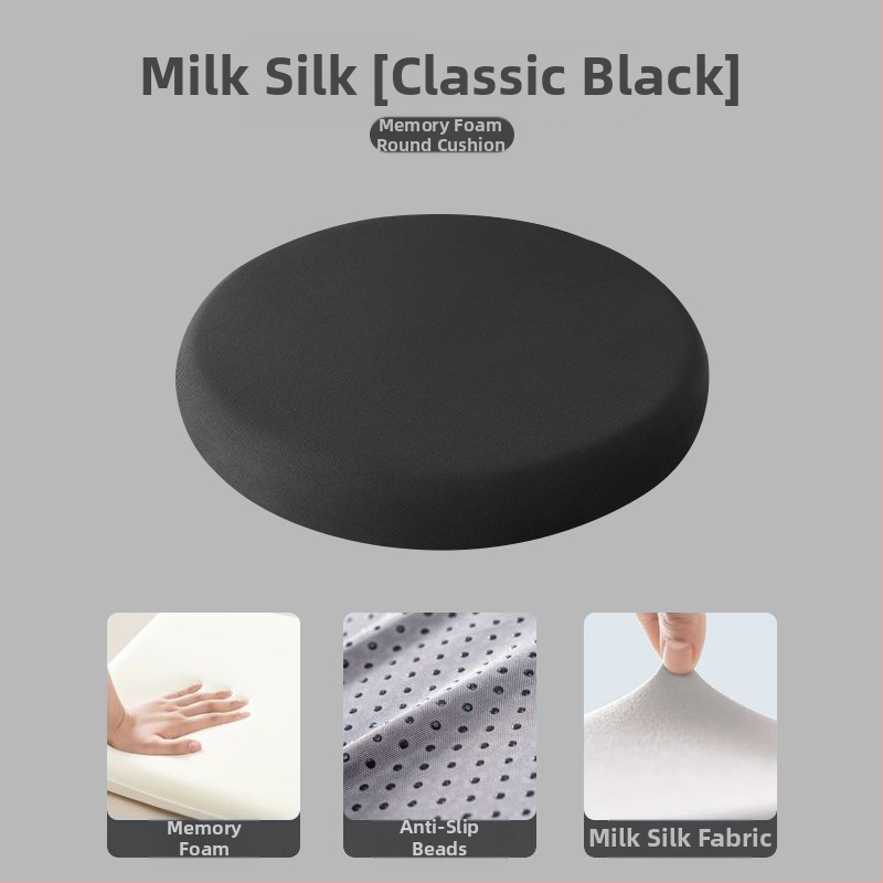 Kör alakú memóriahabos párna tej-selyem huzattal, varrásos, könnyed luxus stílus; egész éves használatra; ideális irodába, tatamira, kanapéra, autóba és étkezőszékekhez
