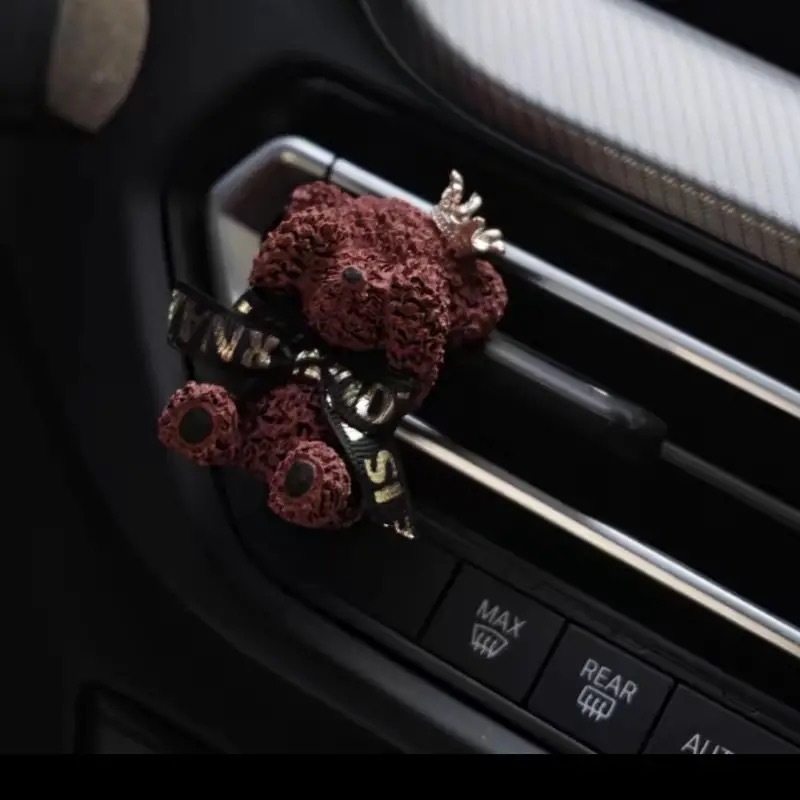 Difuzor de aromaterapie pentru mașină – recipient parfum din ghips, aromă iasmin, 5–10 mL, prindere pe canalul de aer, durată 31–60 de zile