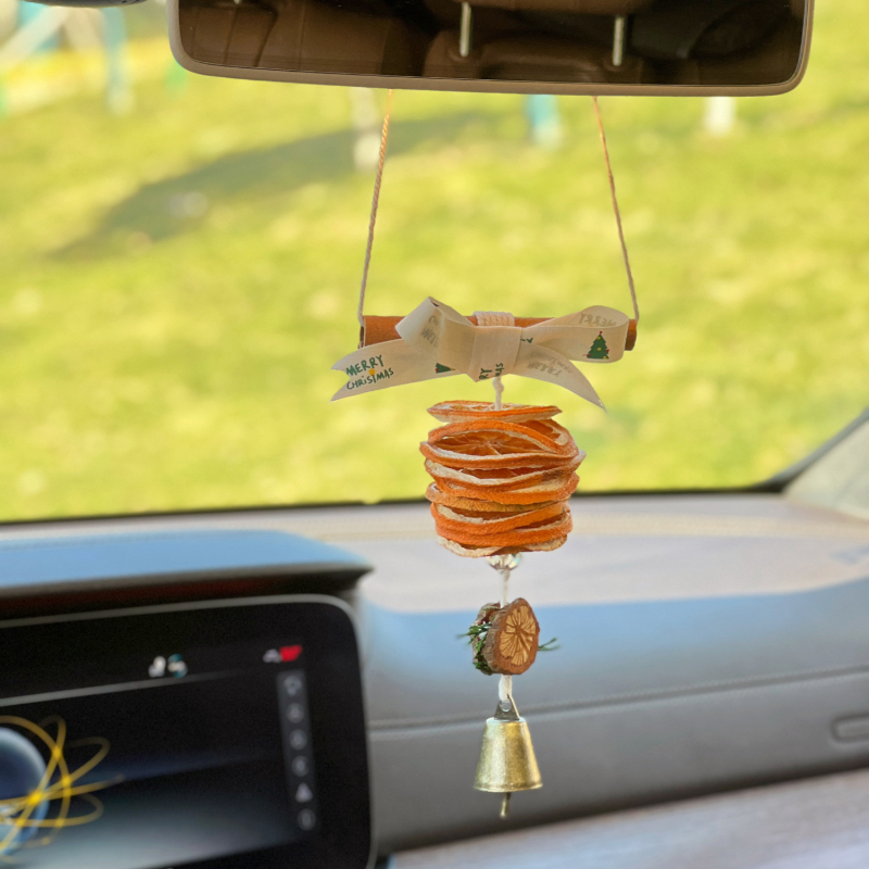 Auto aromaterapijski ukras s komadićem naranče, drveni držač parfema, ručno izrađeno suho cvijeće, DIY dekoracija