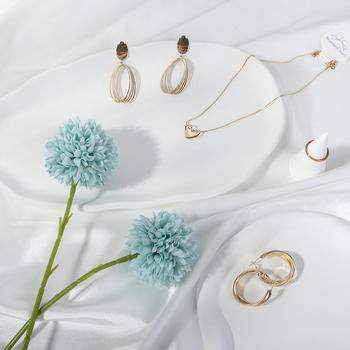 Farfurie decor pentru fotografie – farfurie în formă de nor, neregulată, pentru fotografierea produselor – Mirror Shadow 1108 ipsos, fond textil