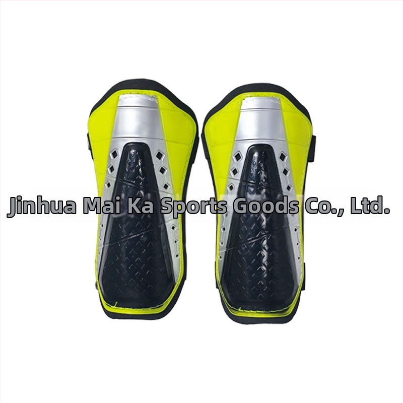 MAICCA futbalové štíty na holene – dvojvrstvové plastové chrániče pre dospelých a deti