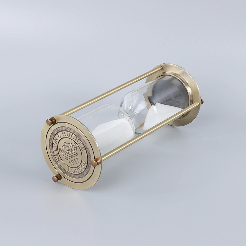 Metalna staklena pijesna sat s tri stupca – ručna izrada, retro dizajn, kućna dekoracija, borosilikatno staklo