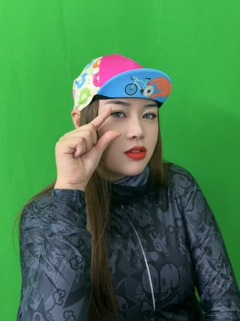 Спортна велосипедна шапка с принт на тема поничка, дишаща мрежеста материя, висока еластичност, полиестерна материя