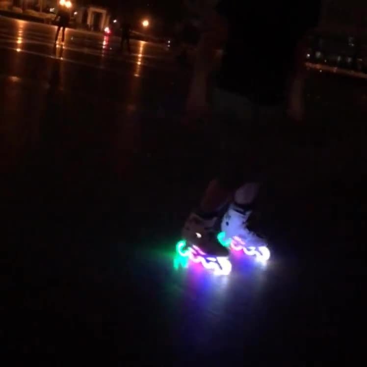 Kotač za rolanje otporan na habanje s LED svjetlom, PU guma, za odrasle i djecu