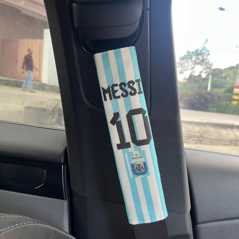 Pernă de umăr pentru centura de siguranță a mașinii – accesoriu pentru fani fotbal, material bumbac și in, logo imprimat