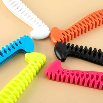 Rugalmas, puha pengétakaró gyerekeknek – védőburkolat a jégkorcsolya pengéjéhez