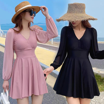 Női kétrészes fürdőruha, hosszú ujjú, napvédő, konzervatív fazon, szoknyás dizájn, Milk Silk anyag, 94% poliészter, bélés 100% poliészter