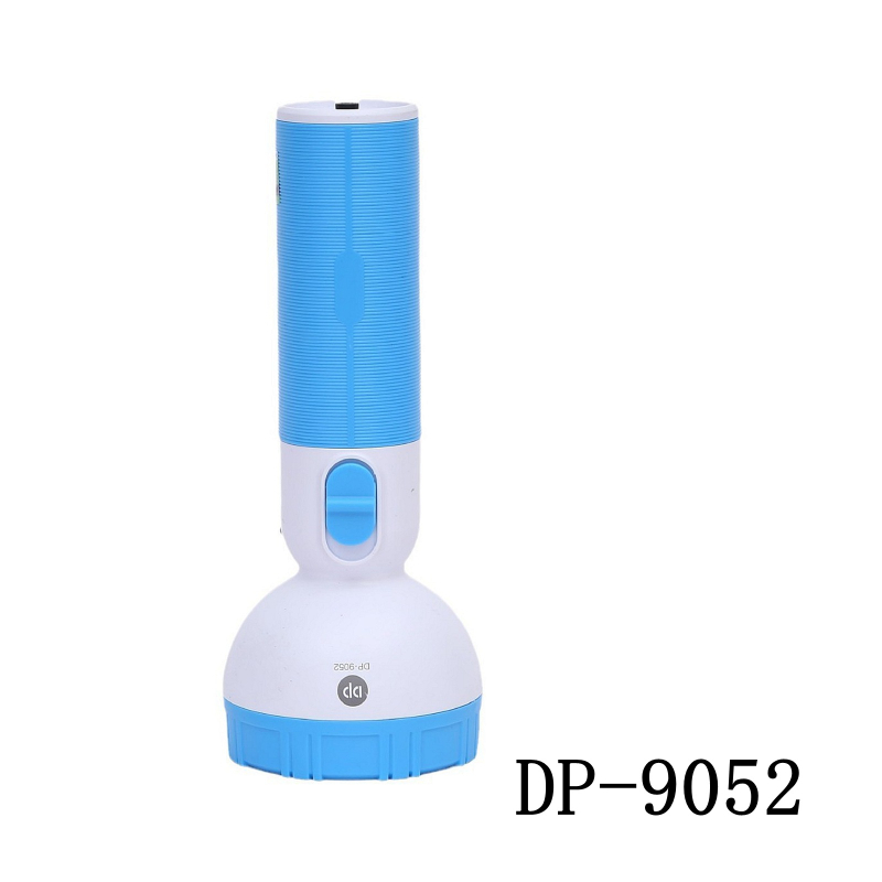 Punopunjiva LED baterijska svjetiljka, plastično kućište, ručni pokretač, LED od 1W, domet 50-100 m