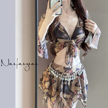 Ženski bikiniji, stil pustoši, konzervativno pokriće, četverodijelni set za plažu, jastučić za prsni koš, poliester 81–90%