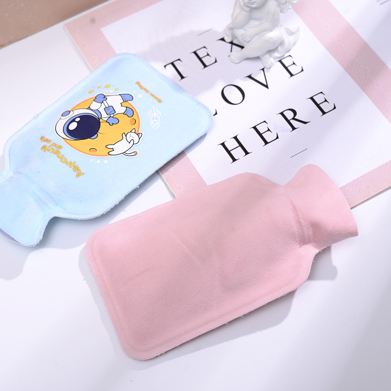 Gumiból készült melegvíz-táska plüss bevonattal, testreszabható, kartunás dizájn, új kínai stílus
