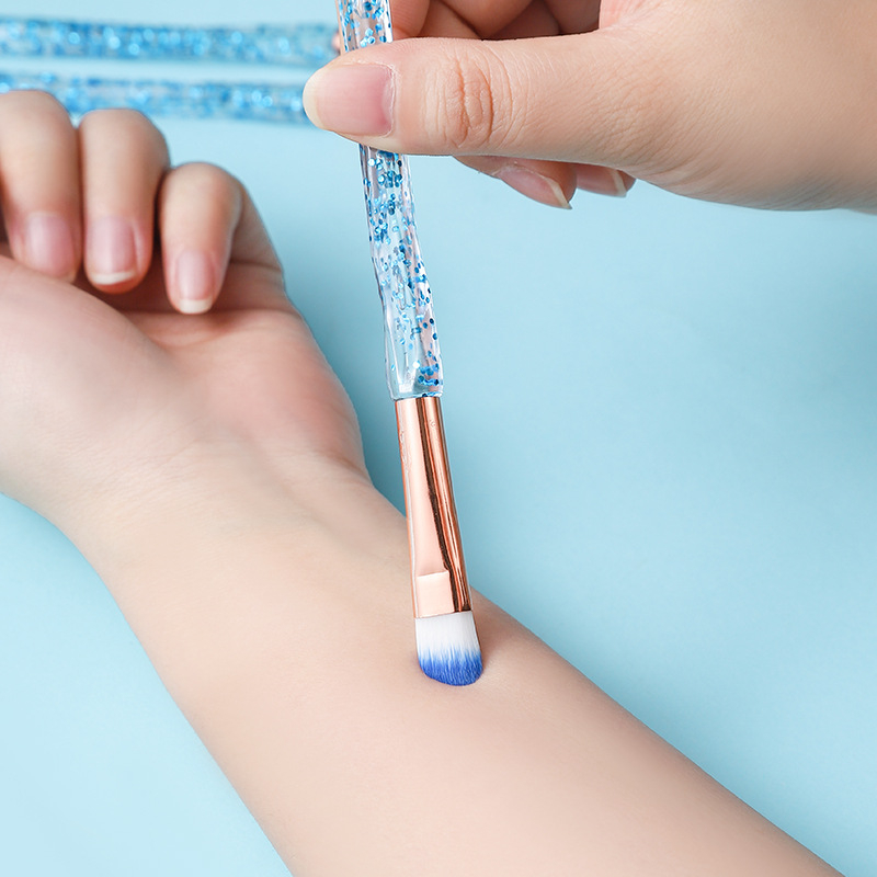 Κρυστάλλινο σετ 10 πινέλων μακιγιάζ — πινέλα για σκιά ματιών, κονσίλερ και πινέλα πούδρας, με απαλές συνθετικές τρίχες και πλαστικές λαβές