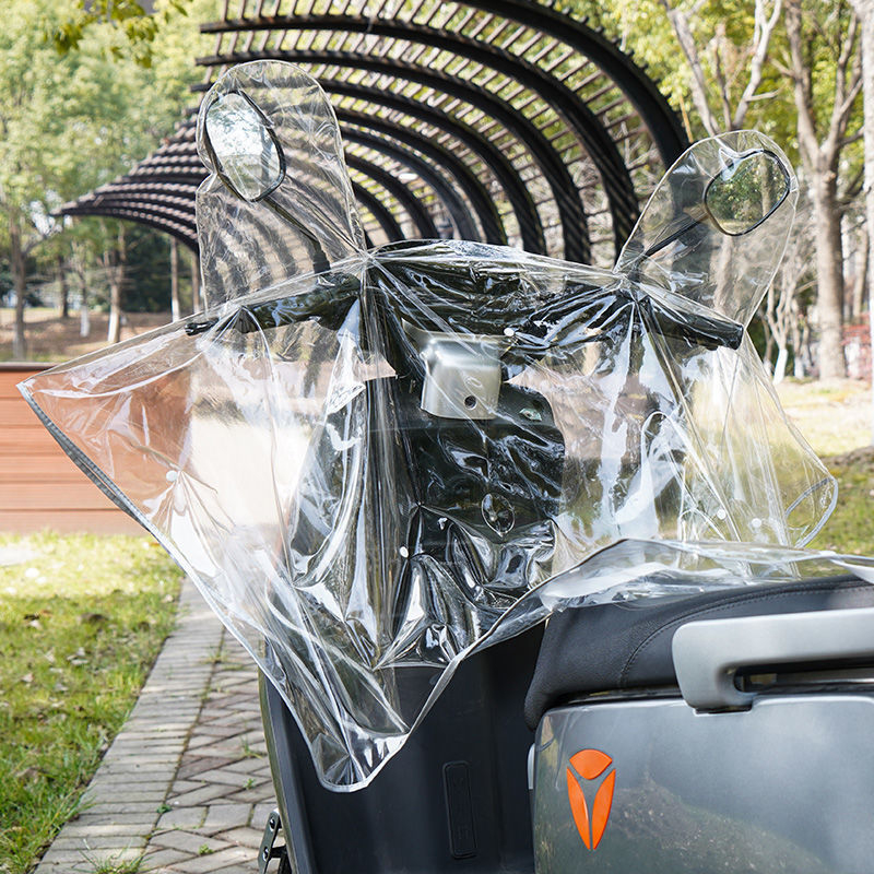 Esőálló autóvédő, egyszerű stílussal, por- és esővédő funkcióval
