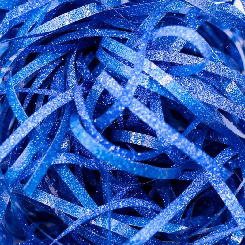 Пластмасова рафия за декоративен пълнител на подаръци — марка Raffia House; категория: рафия; употреба: сватба