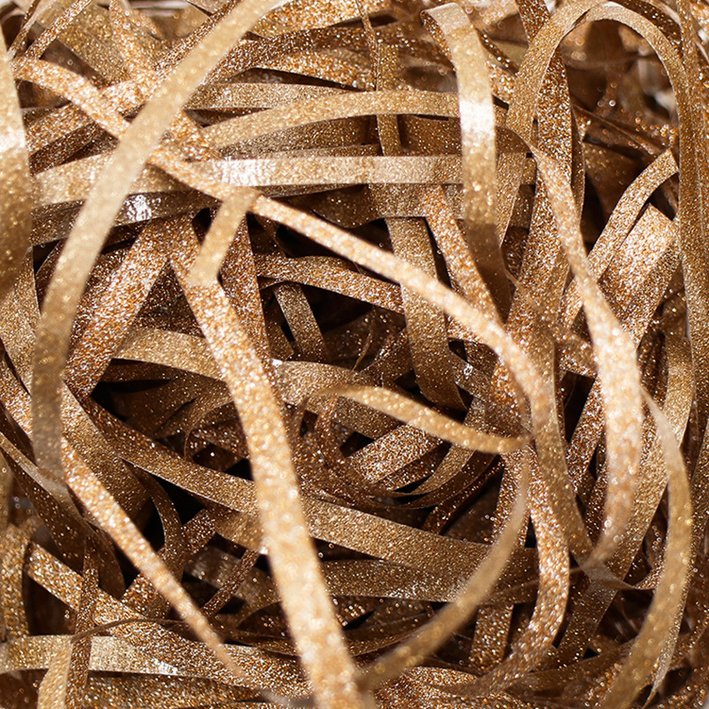 Пластмасова рафия за декоративен пълнител на подаръци — марка Raffia House; категория: рафия; употреба: сватба