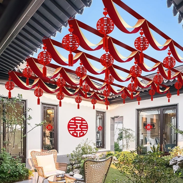 Σετ διακόσμησης γάμου για αυλή με φαναράκια, γιρλάντες και κορδέλες από πλαστικό