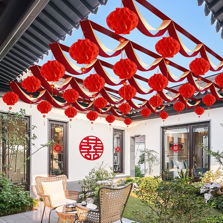 Σετ διακόσμησης γάμου για αυλή με φαναράκια, γιρλάντες και κορδέλες από πλαστικό