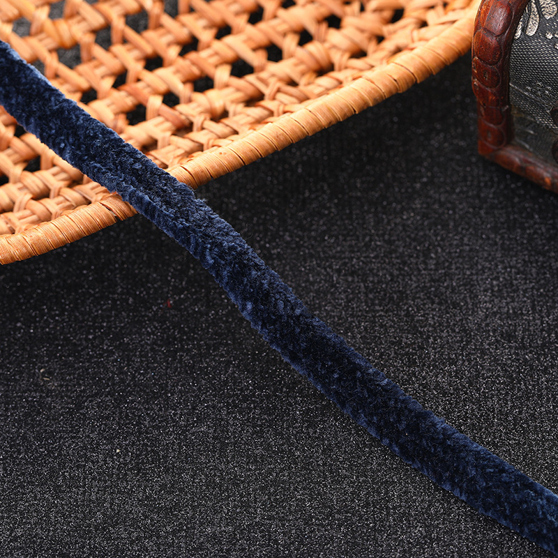 Chenille flokirani trakasti materijal, neelastična užad za kapu, dodaci za kosu i pakiranje darova
