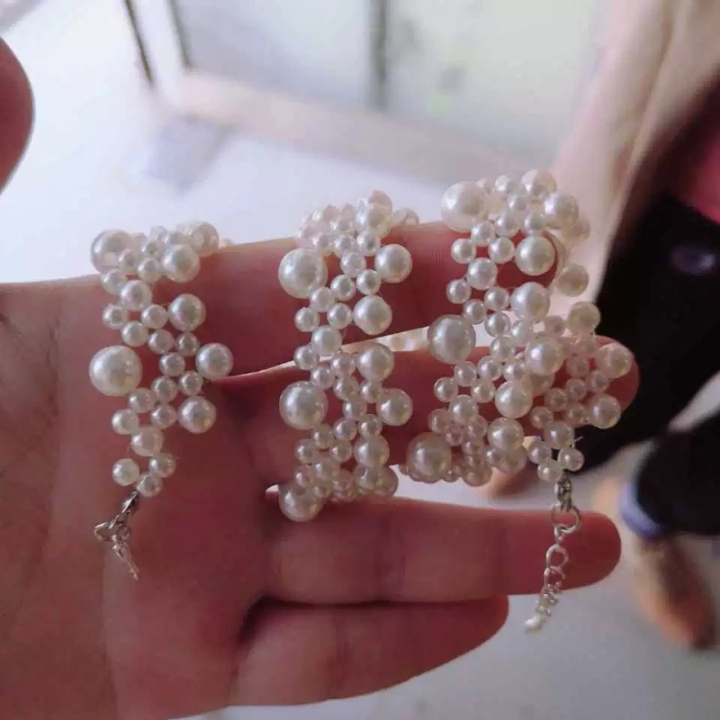 Choker ogrlica s imitacijom perli, plast/smola | brend 18Aormyk | crtani stil, motivi životinje/Zodijak