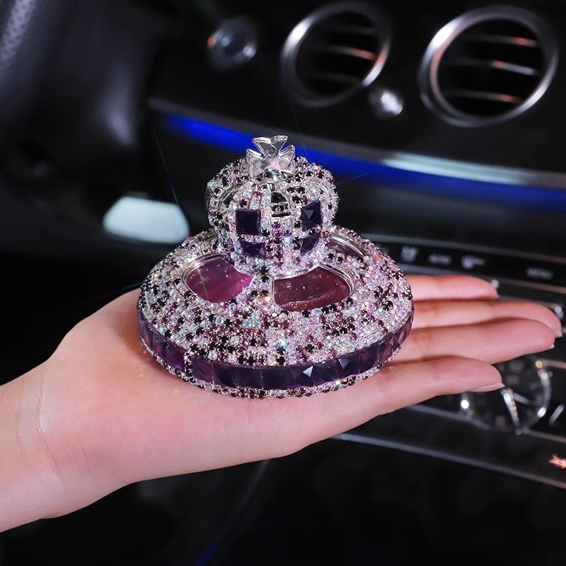 Автомобилен носител за парфюм с кристална корона в стил богиня, Liuli материал, лек лукс стил, Tianruika, елиминира миризми