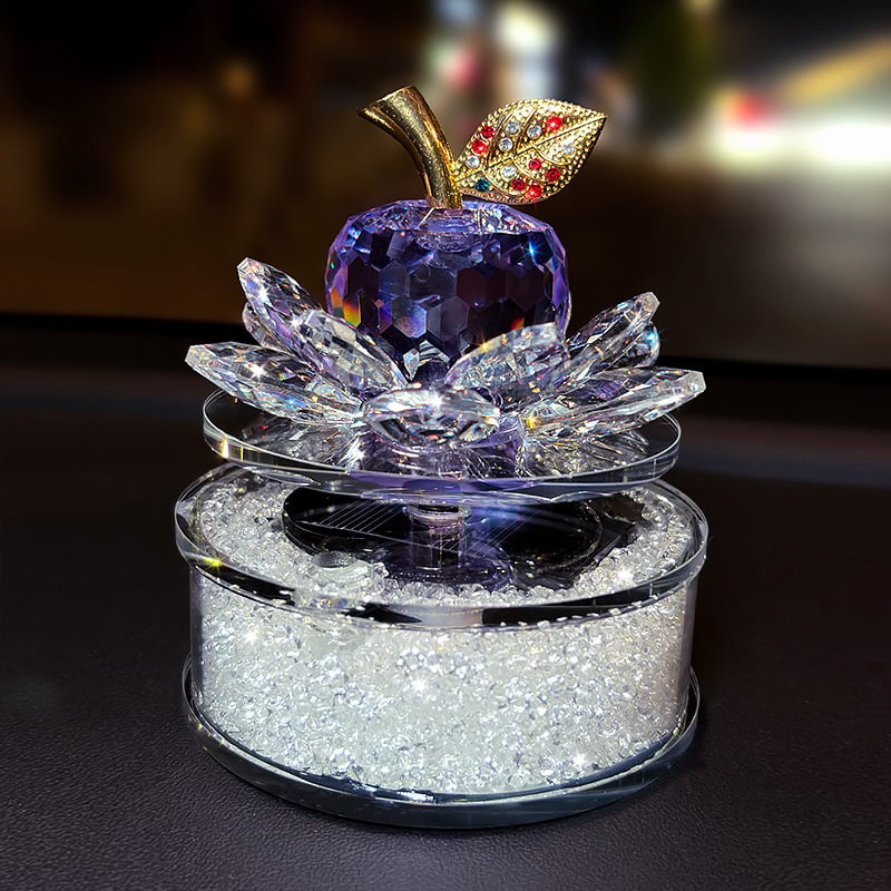 Držač parfema za automobil – kristalni materijal, Che shima; funkcije: dekoriranje, aromatiziranje, uklanjanje mirisa; miris: druge note.