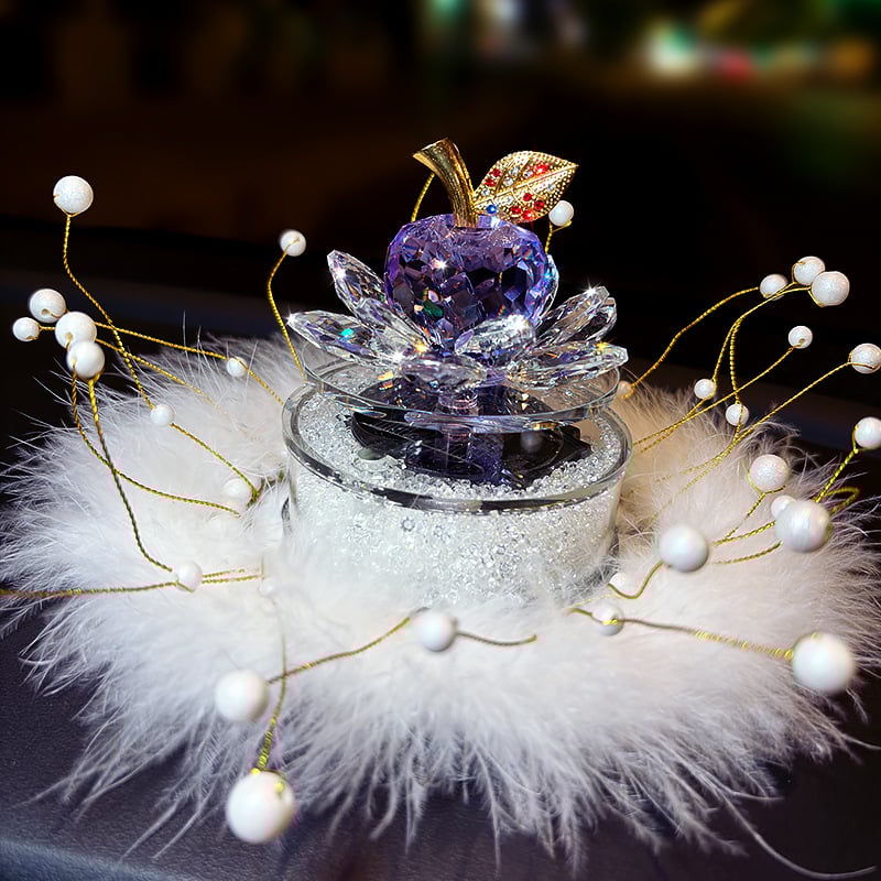 Držač parfema za automobil – kristalni materijal, Che shima; funkcije: dekoriranje, aromatiziranje, uklanjanje mirisa; miris: druge note.