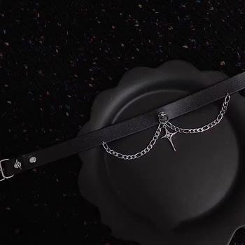 Colier-choker din piele cu pandantiv stea cu patru vârfuri, aliaj de zinc, lanț O, 41–50 cm, multi-strat, finisaj electroplate