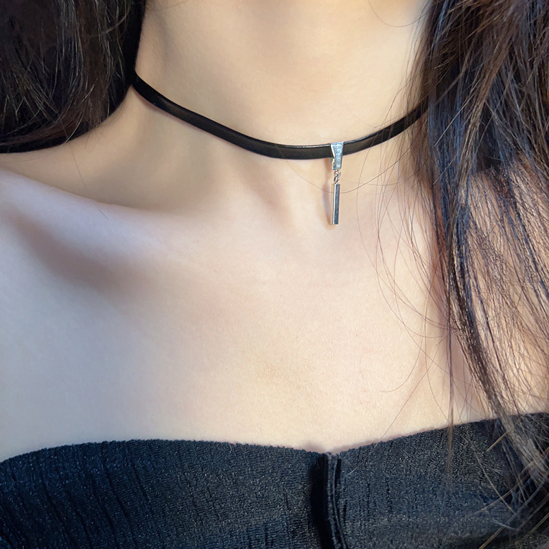 Geometrijska ogrlica od legure, elektroplatinirana, regularni lanac, minimalistički stil, unisex
