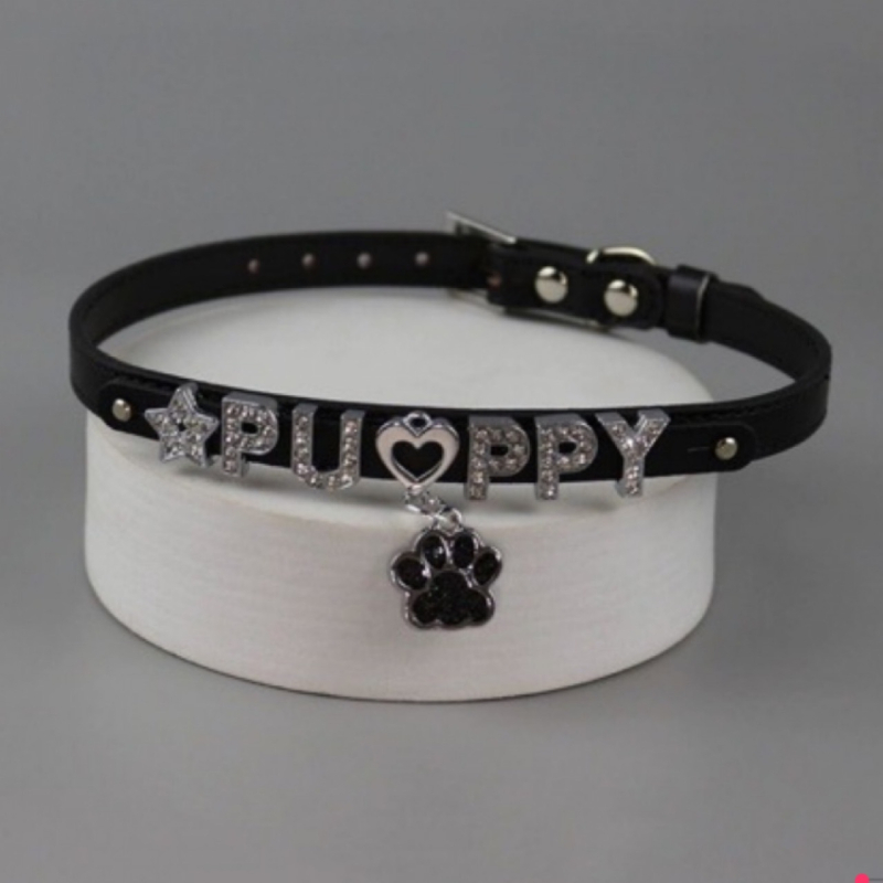 Ogrlica s motivom šape i kostiju - Materijal Cortex - Podrijetlo Yiwu - Proljeće 2025 - Slatko i cool Y2K stil