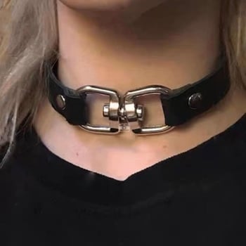 Чокър от кожа в панк стил с пръстеново закопчаване (Тип: Чокър; Материал: кожа; Закопчаване: пръстеново; Стил: панк; За: жени)
