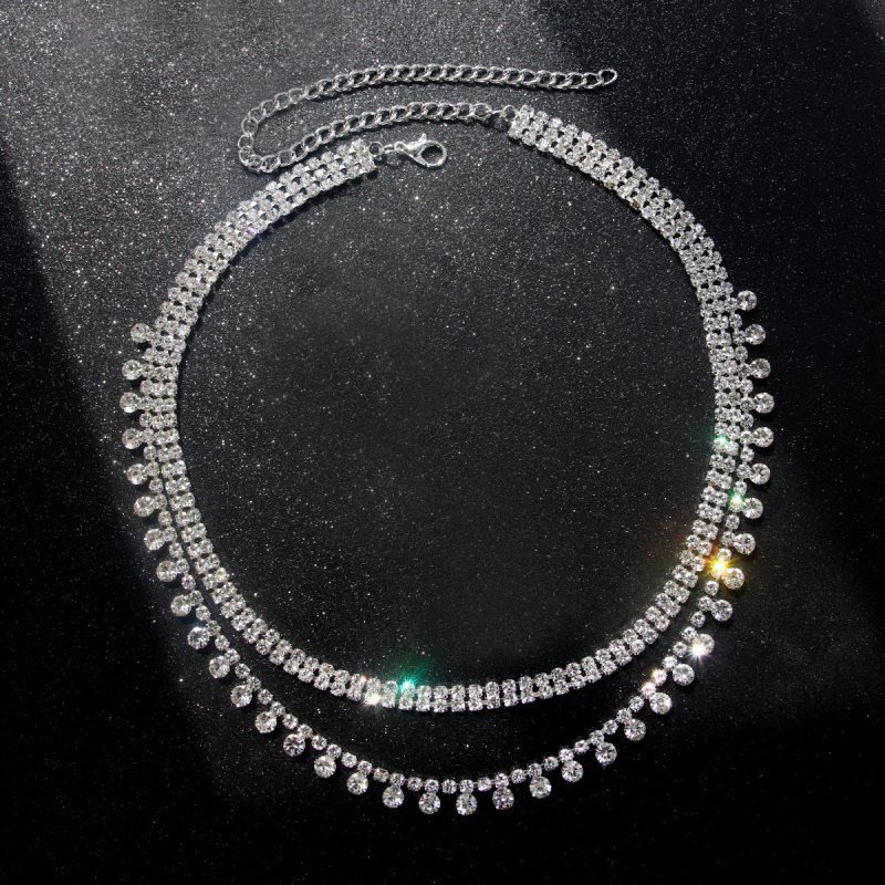 Яка-огърлица с Rhinestone и Swarovski кристал висулка, тегло 18 g, верига Regular chain, стил Fashion Commuter