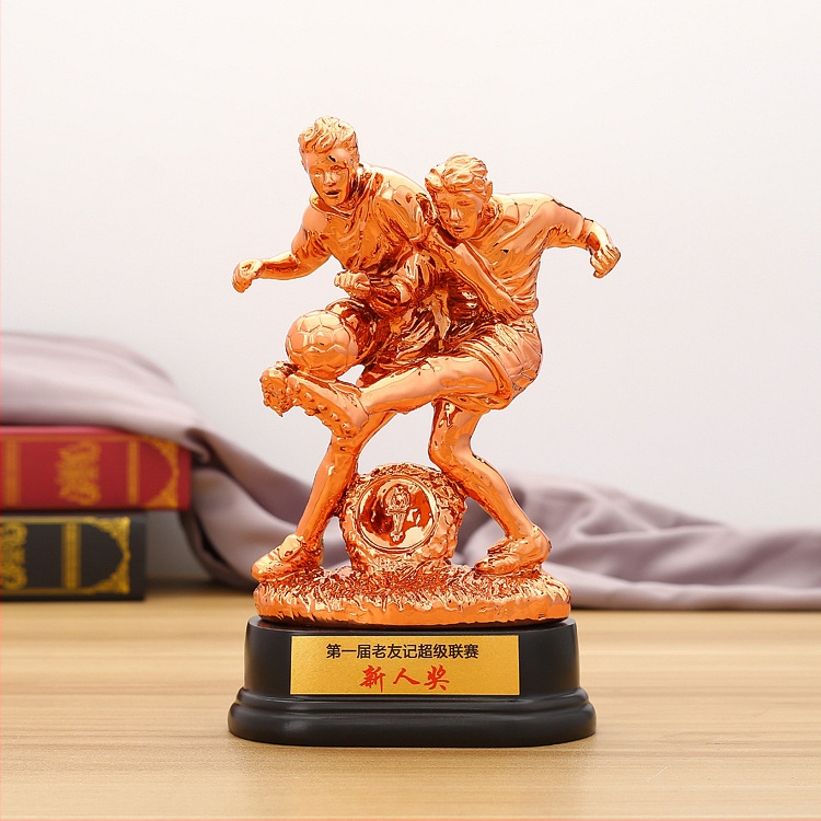 Futbalová trofej z pryskyřice so zlatom, tlač loga možná, čistá hmotnosť 900 g, značka HUTSYMQ